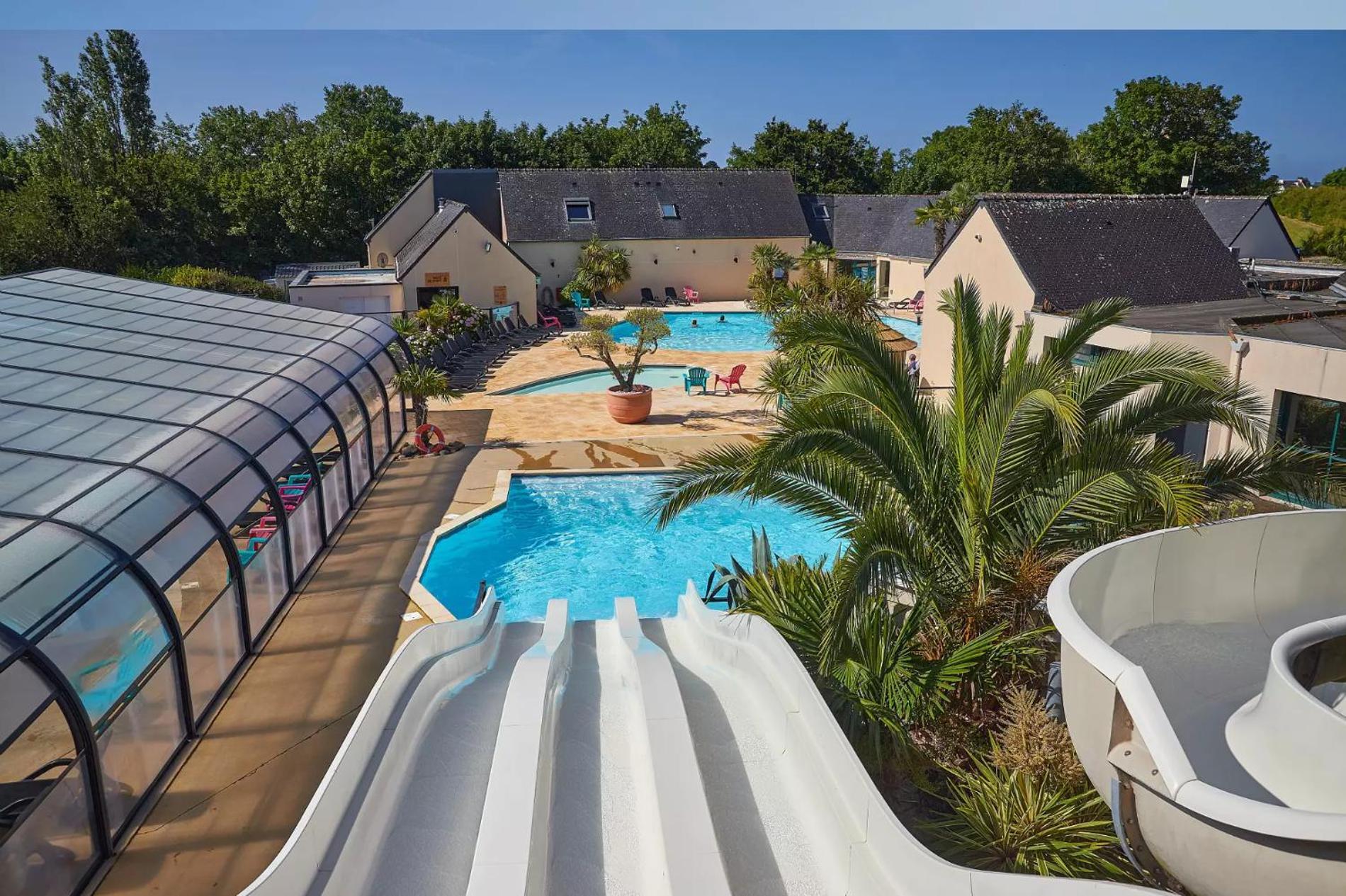 Camping Mobil Xl 6 Personnes 4 Etoiles La Pommeraie De L'ocean